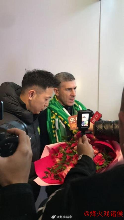 尼克·蒙哥马利接掌北京国安帅印 尼克·蒙哥马利接掌北京国安帅印