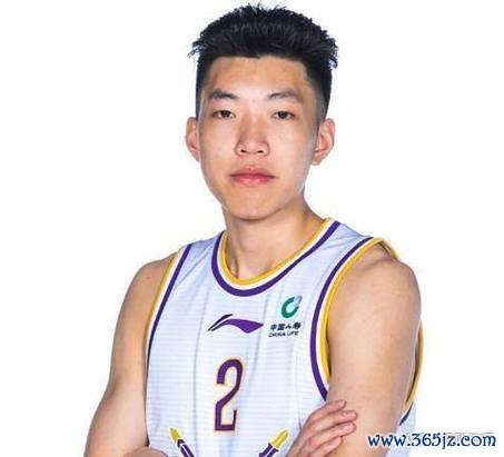 费尔德32分助北控力克深圳 廖三宁20+10总比分1-1