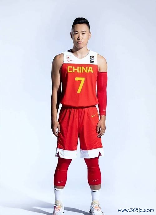 贺希宁15分助深圳击败浙江 邹阳23+8带领福建战胜江苏