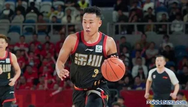 贺希宁17+11助深圳击败广厦 邹阳24+10福建不敌山东