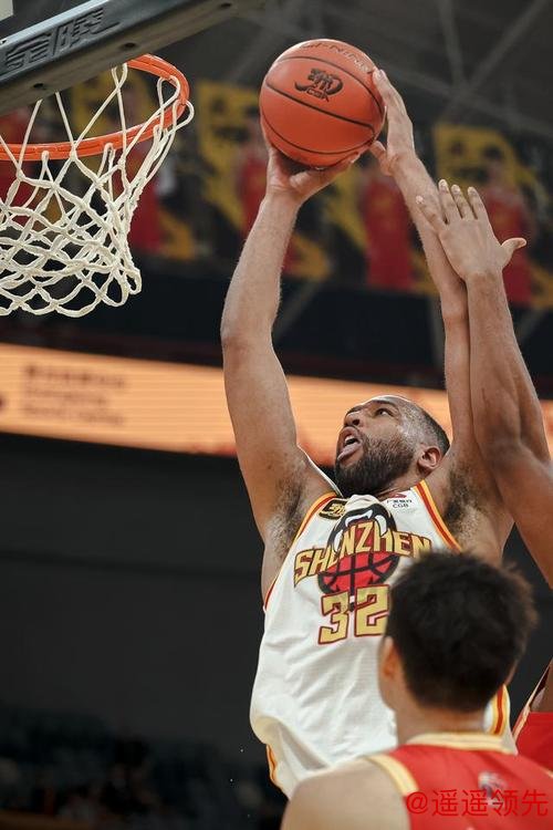 CBA-六人得分上双 浙江方兴渡大胜深圳马可波罗
